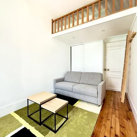 דירה Mezzanine Cosy 4p Champs Elysees פריז